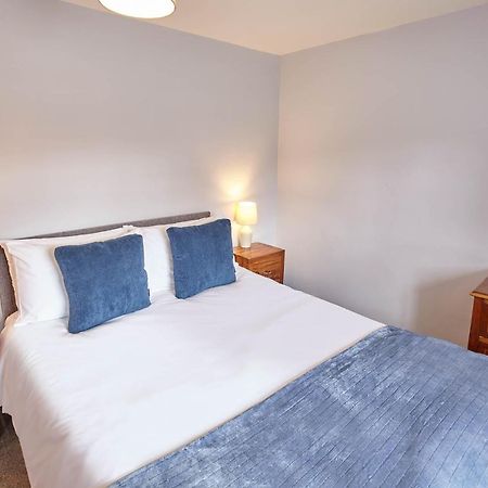Host & Stay - Buckingham Square Гелмслі Екстер'єр фото