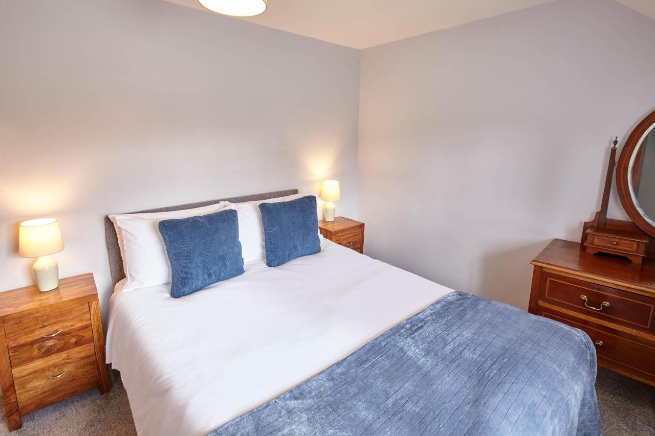 Host & Stay - Buckingham Square Гелмслі Екстер'єр фото