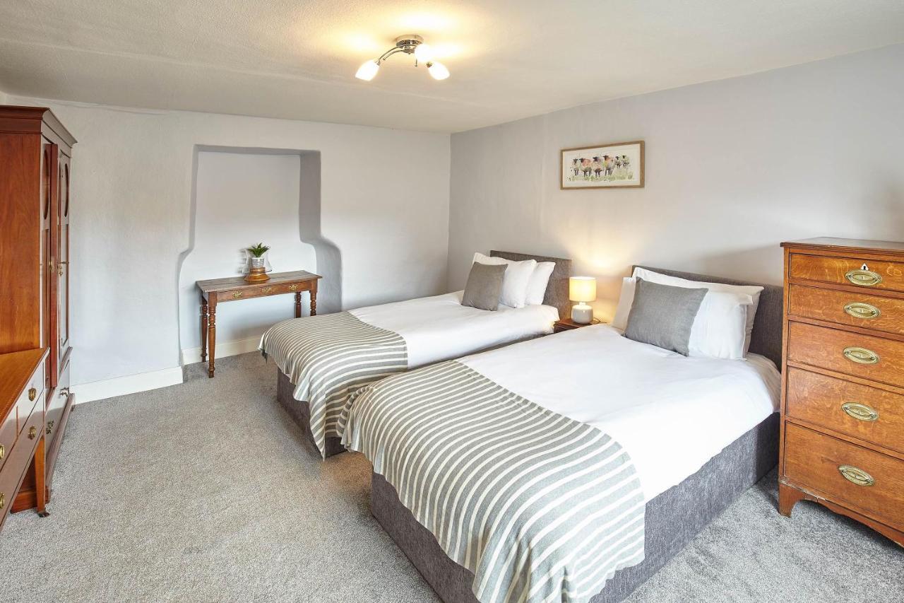Host & Stay - Buckingham Square Гелмслі Екстер'єр фото
