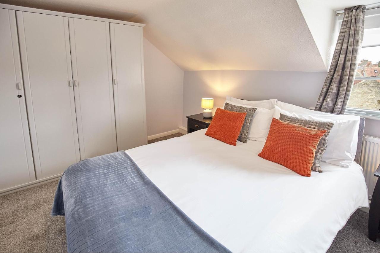 Host & Stay - Buckingham Square Гелмслі Екстер'єр фото